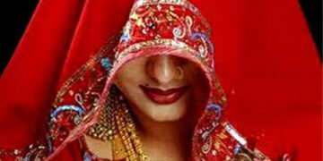 Gujarat minister’s plea to shun ghunghat tradition gets positive response from woman sarpanch