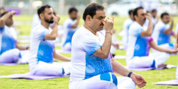 International Day of Yoga: Gautam Adani & Dr Priti Adani inspire a thousand Adanians to practice Yoga