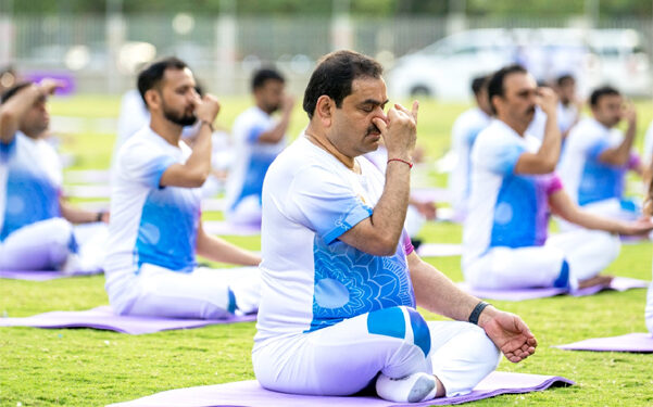 International Day of Yoga: Gautam Adani & Dr Priti Adani inspire a thousand Adanians to practice Yoga