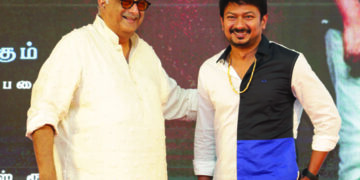 Producer Boney Kapoor presents gold chain to ‘Nenjuku Needhi’ hero Udhayanidhi at film’s 50th day success meet