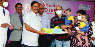 To mark World IVF Day, SIMS Hospital hosts awareness session for parents, cake cutting ceremony