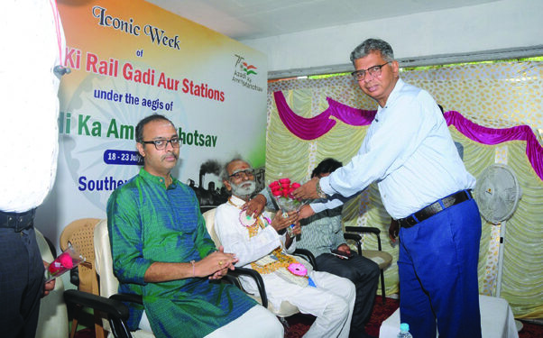 Azadi Ki Rail Gadi Aur Stations: S Rly fetes freedom fighters and their families