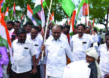 Har Ghar Tiranga: Union MoS for Fisheries hoists Tricolour at Bharatiyar Memorial