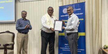 IIT Roorkee honors BHU VC Prof Sudhir K Jain with Distinguished Alumnus Award
