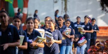 IITGN-Dakshana to train 100 EWS students in critical thinking, & communication skills