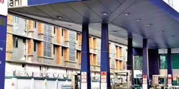 Adani Total Gas reduces prices of piped gas for households and CNG with effect from Wednesday