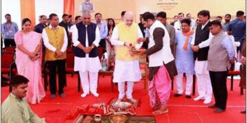 Shah performs Bhoomi Pujan of 350 bedded ESIC Hospital in Sanand, dedicates Bhadaj overbridge