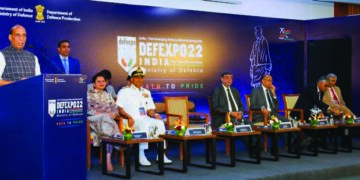 Defence Minister invites US firms to set up mfg units in India & develop tech collaborations