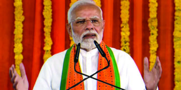 PM lays foundation stone and dedicates projects worth over Rs 8K-cr in Amod, Bharuch