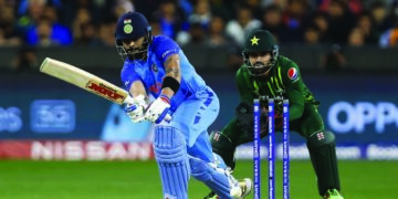 T20 World Cup: Virat Kohli leads India to epic 4-wicket win over Pak