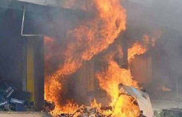 Communal clash mars Diwali celebrations in Vadodara, cops detain 19