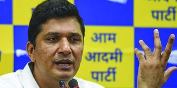 BJP facing elections in Gujarat with the support of Sukesh Chandrashekhar, alleges AAP MLA Saurabh Bhardwaj