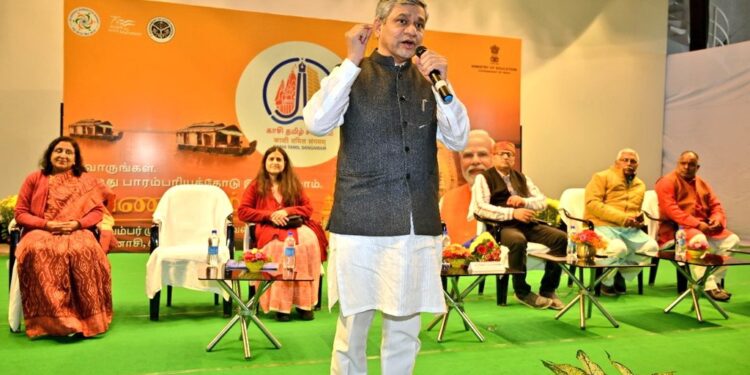 Rly Minister announces Kashi Tamil Sangamam Exp between TN & Varanasi to commemorate KTS