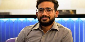 IITGN PhD scholar working on producing hydrogen with nanosheets wins Euraxess Science Slam India 2022