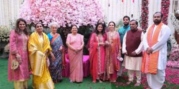 Ambani and Merchant families at Shreenathji temple in Nathdwara on Thursday.-NE photo