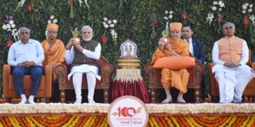 Reformist Pramukh Swami Maharaj Ji believed in Dev Bhakti and Desh Bhakti: PM Modi