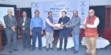 IIT Kanpur bags STEM Impact Awards 2022 for ‘Impactful Technology Transfer activities’