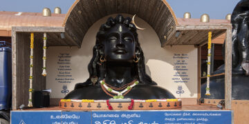 Ahead of Mahashivratri, Thenkailaya Bhakti Peravai conducts statewide Adiyogi Ratha Yatra