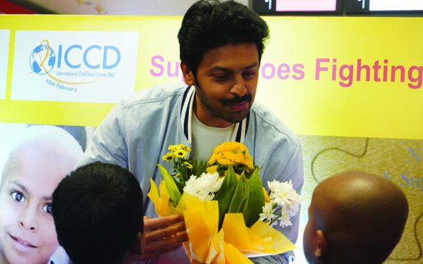 Actors Srikanth, Srithika Saneesh cheer for child cancer survivors at Pheonix Marketcity in Chennai