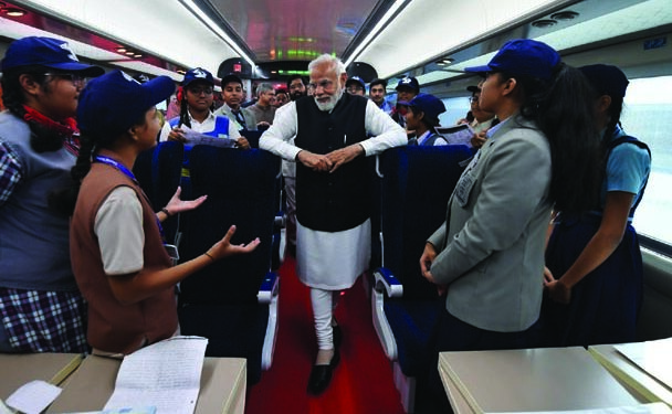 PM flags off Mumbai-Solapur and Mumbai-Sainagar Shirdi Vande Bharat trains