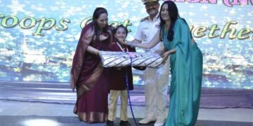 ICG felicitates National Bravery Award-winning girl child from Gujarat at troops’ get-together