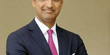 No pressure from Adani group to sell Mumbai airport: GVK boss refutes Rahul  charge