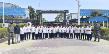 150 Gujarat student police cadets visit Indian Coast Guard base at Porbandar