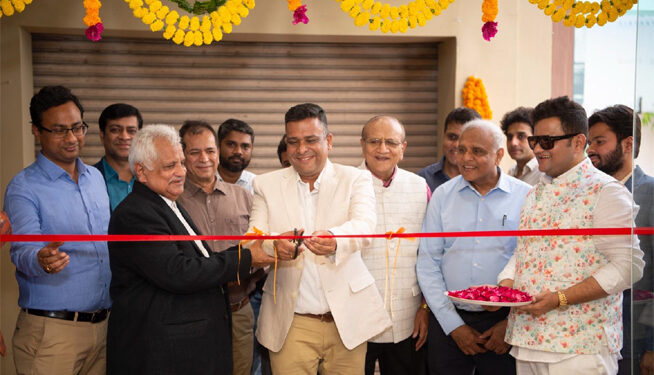 Aditya Birla Group’s ‘Linen Club’ launches exclusive showroom on CG Road in Ahmedabad