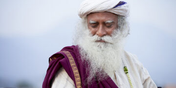 Sadhguru Weighs In On The IPL – Calls Chennai Super Kings His ‘Favorite Team’