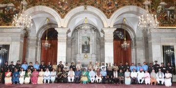 President Murmu confers 37 Gallantry Awards during Defence Investiture Ceremony-I