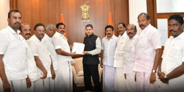 Hooch deaths: AIADMK takes out rally against DMK, submits memo to Guv