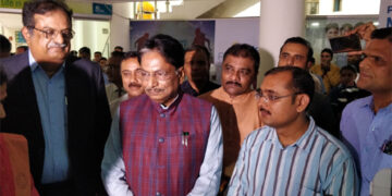 Apollo Hospitals latest robotic surgery will help boost medical tourism in Gujarat: Health Minister