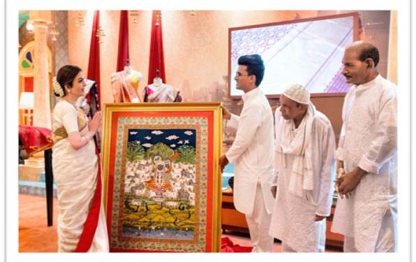 Weaving the exquisite Banarasi at the Nita Mukesh Ambani Cultural Centre in Mumbai