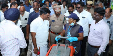 National Commission for Safai Karamcharis chief inspects Dr MGR Chennai Central Stn
