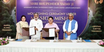 RIL-Gujarat sign MoU for Mangrove Forest development in Marine National Park