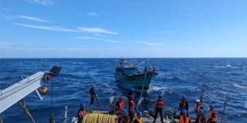Navy rescues 36 fishermen stranded for 2 days off TN coast in Bay of Bengal