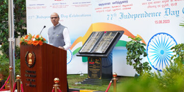 Flag-hoisting, honouring best performers mark I-Day celebrations at IT office in Chennai