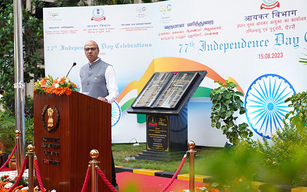 Flag-hoisting, honouring best performers mark I-Day celebrations at IT office in Chennai