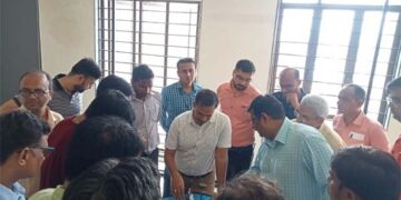 Budding innovators learn from experts on Robotics at IITRAM’s STTP