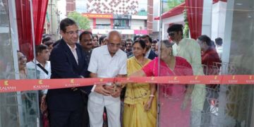 Kalyan Jewellers opens all-new showroom on Vidhyanagar Main Road in Anand