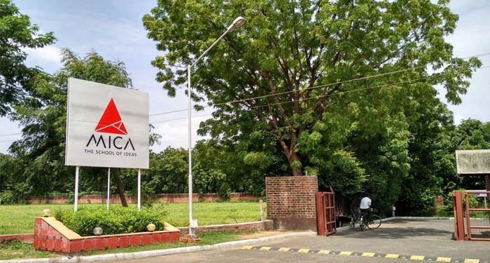  MICA alumnus and faculty Prof Ashutosh Dutt bags MICA-AGK award for meritorious teaching