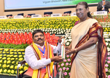 President Murmu confers National Teachers’ Award 2023 to 75 awardees in Delhi