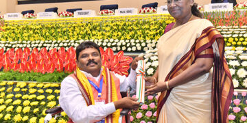 President Murmu confers National Teachers’ Award 2023 to 75 awardees in Delhi