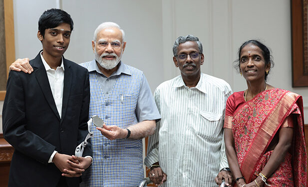 Prime Minister meets chess grandmaster, Praggnanandhaa along with his family
