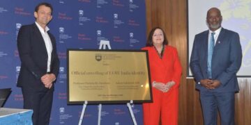 University of Wollongong Australia Ambassador Adam Gilchrist unveils India Identity in GIFT City on eve of Ganesh Chaturthi