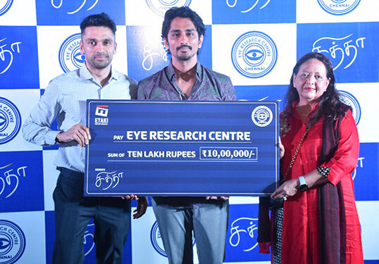 At ‘Chithha’ premiere, actor Siddharth donates Rs 10 Lakhs to Eye Research Centre