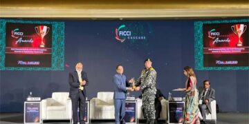 Indian Coast Guard Officer bags FICCI Cassade Anti-Counterfeiting & Anti-Smuggling Award