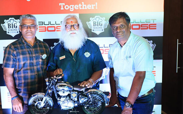 ‘Big Biking Commune’ fetes Subash Chandra Bose akka ‘Bullet Bose’ with Lifetime Achievement Award