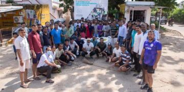 IIT Gandhinagar community pays ‘swachhanjali’ to Mahatma Gandhi by organising mass cleanliness drive