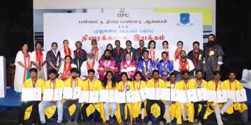 Be open to receive and act upon criticism and feedback: Director Vetri Maaran